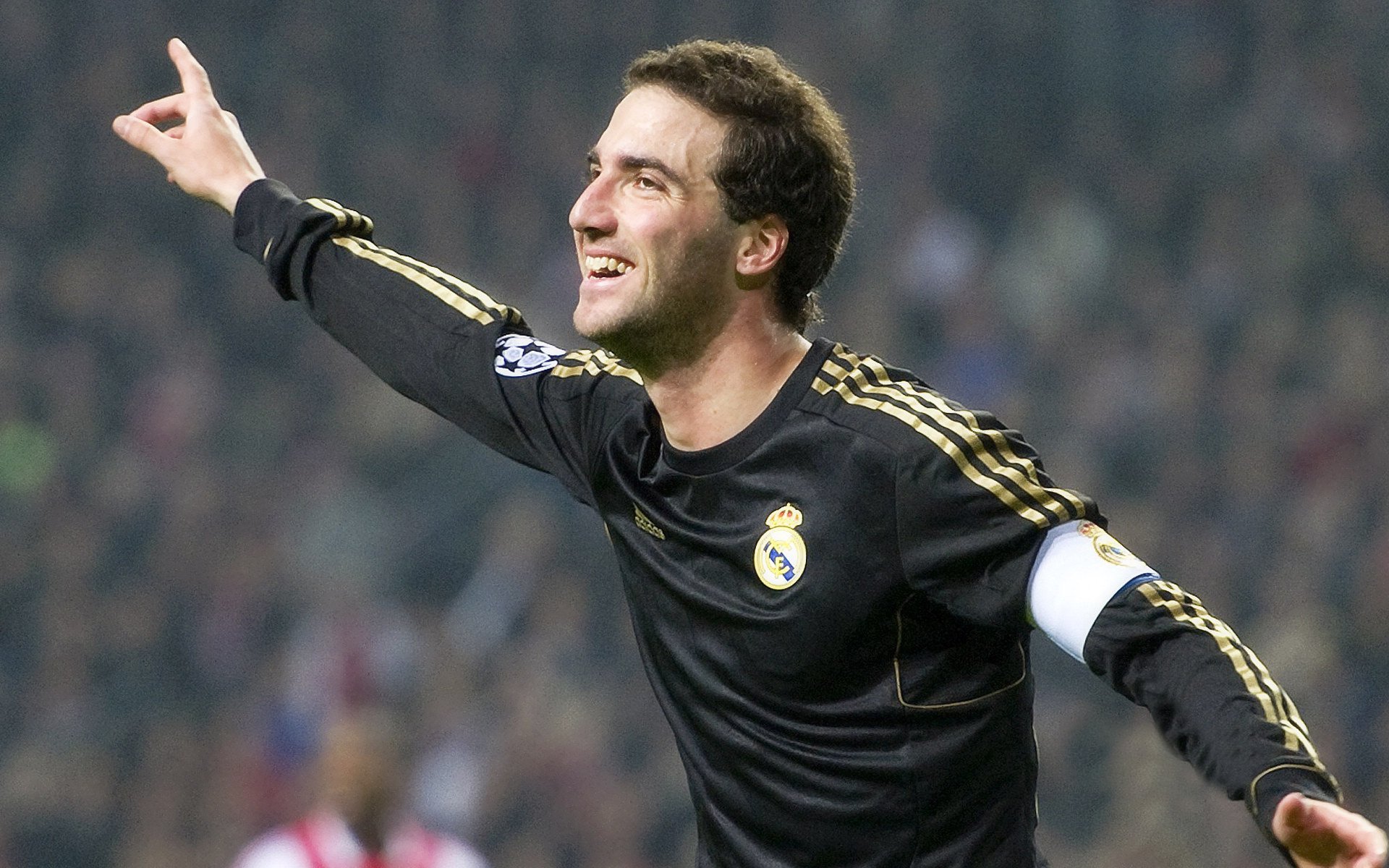 灰熊精神与乔治的野望，从压制到接管