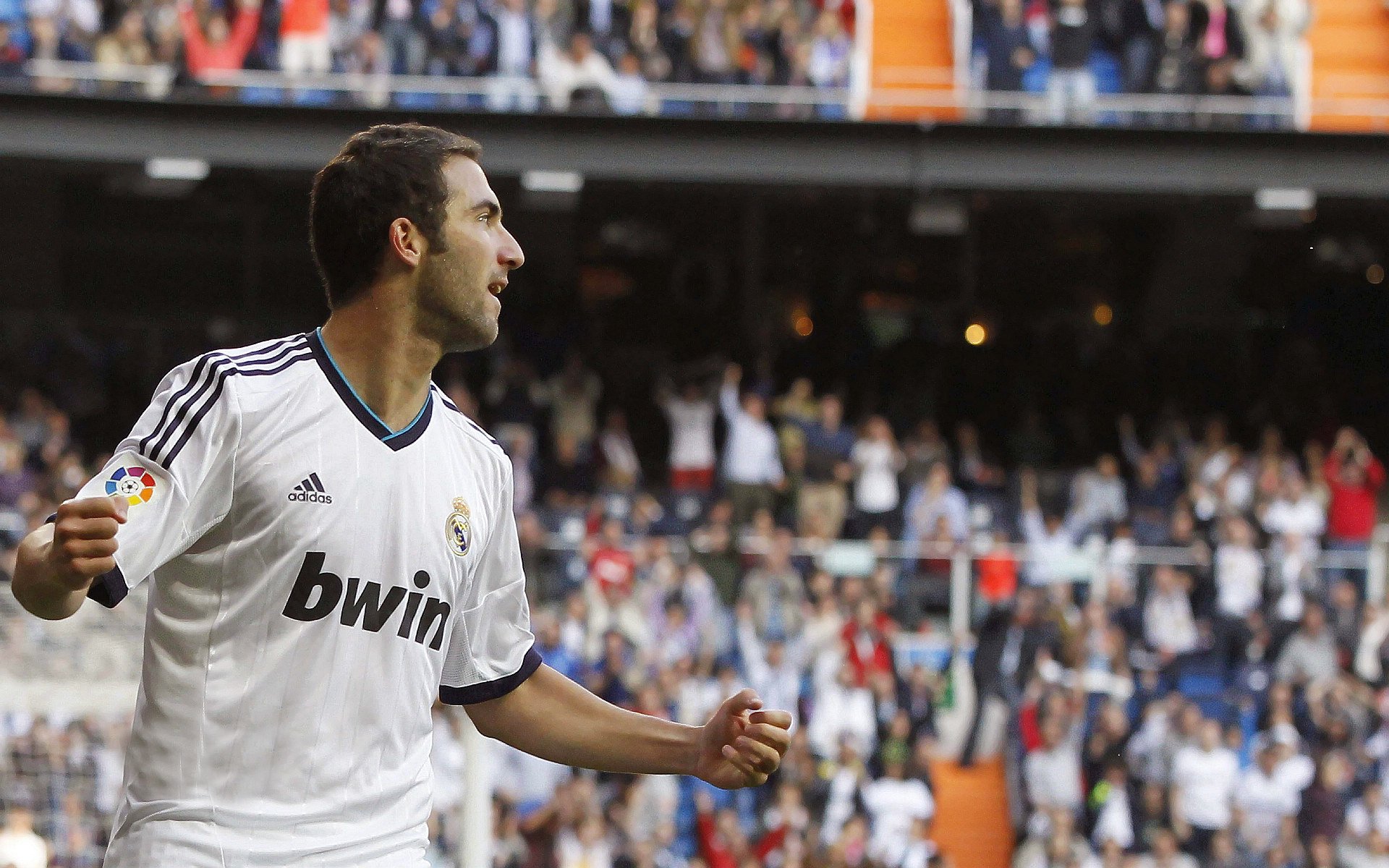 掘金速胜新疆队，莫兰特关键战不手软